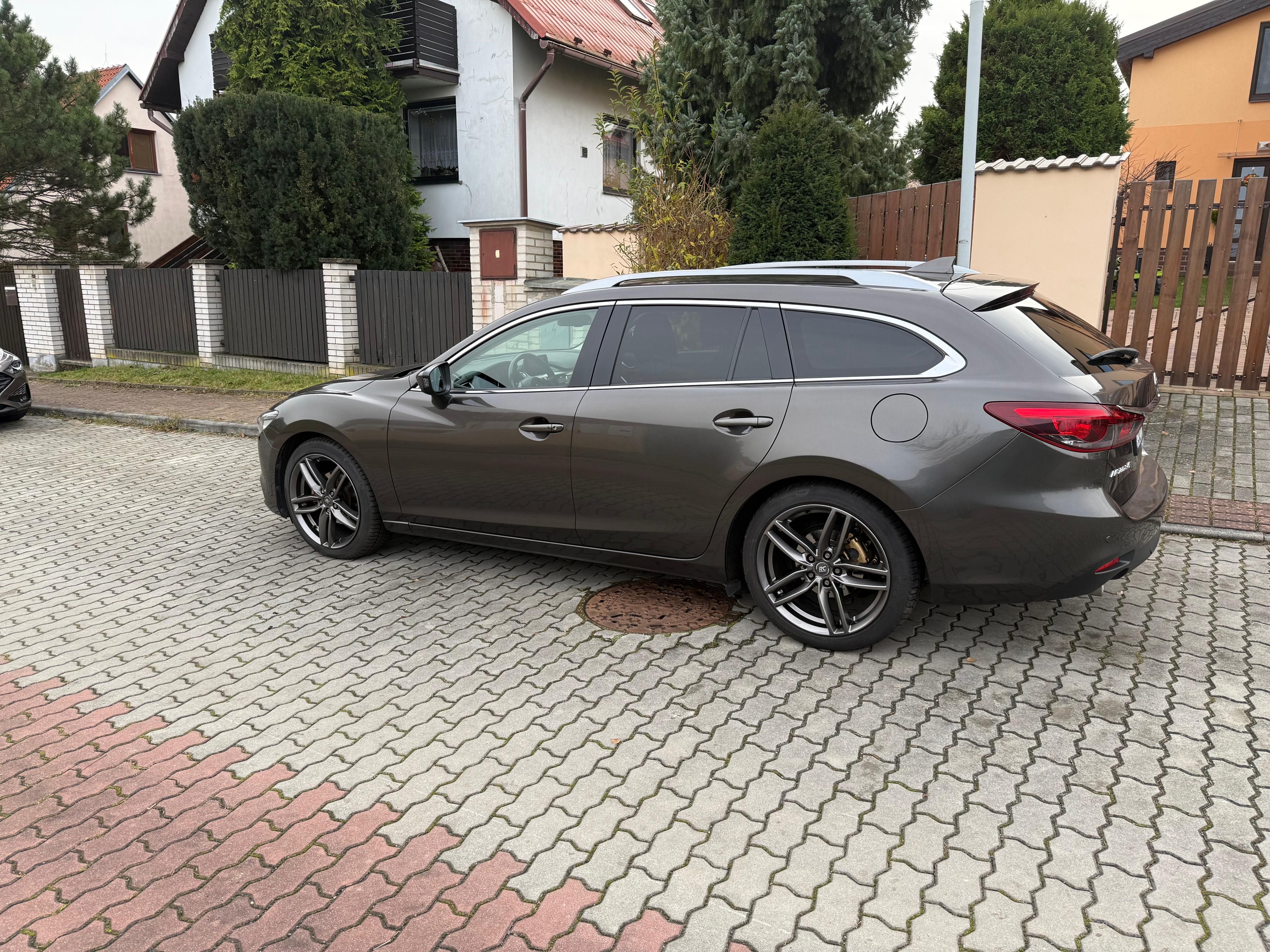 Mazda 6, 2,2 D - fotka 3