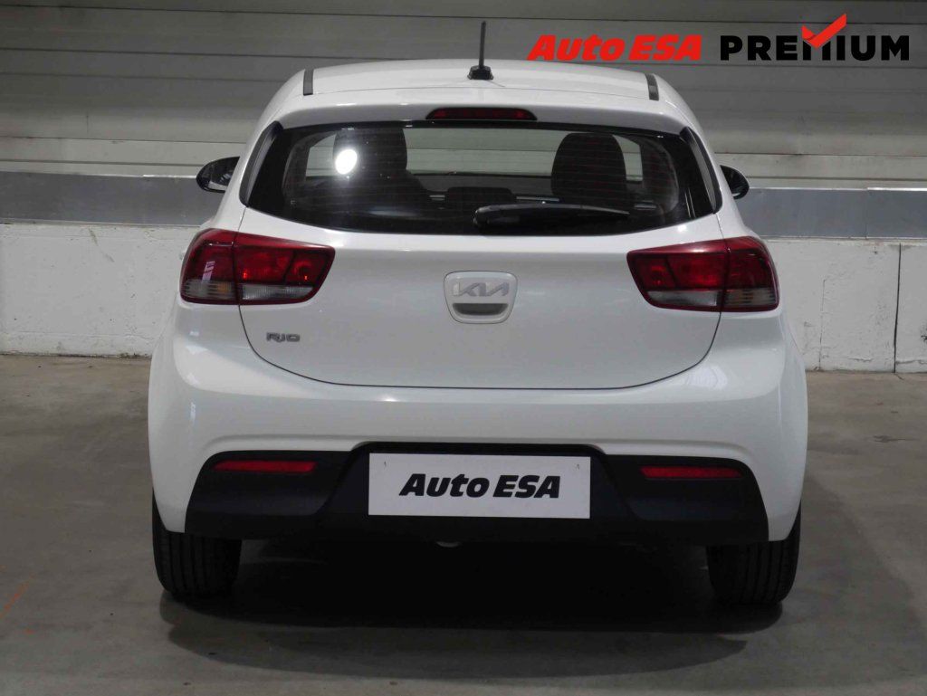 Kia Rio, 1.2 i,1.maj,ČR - fotka 5
