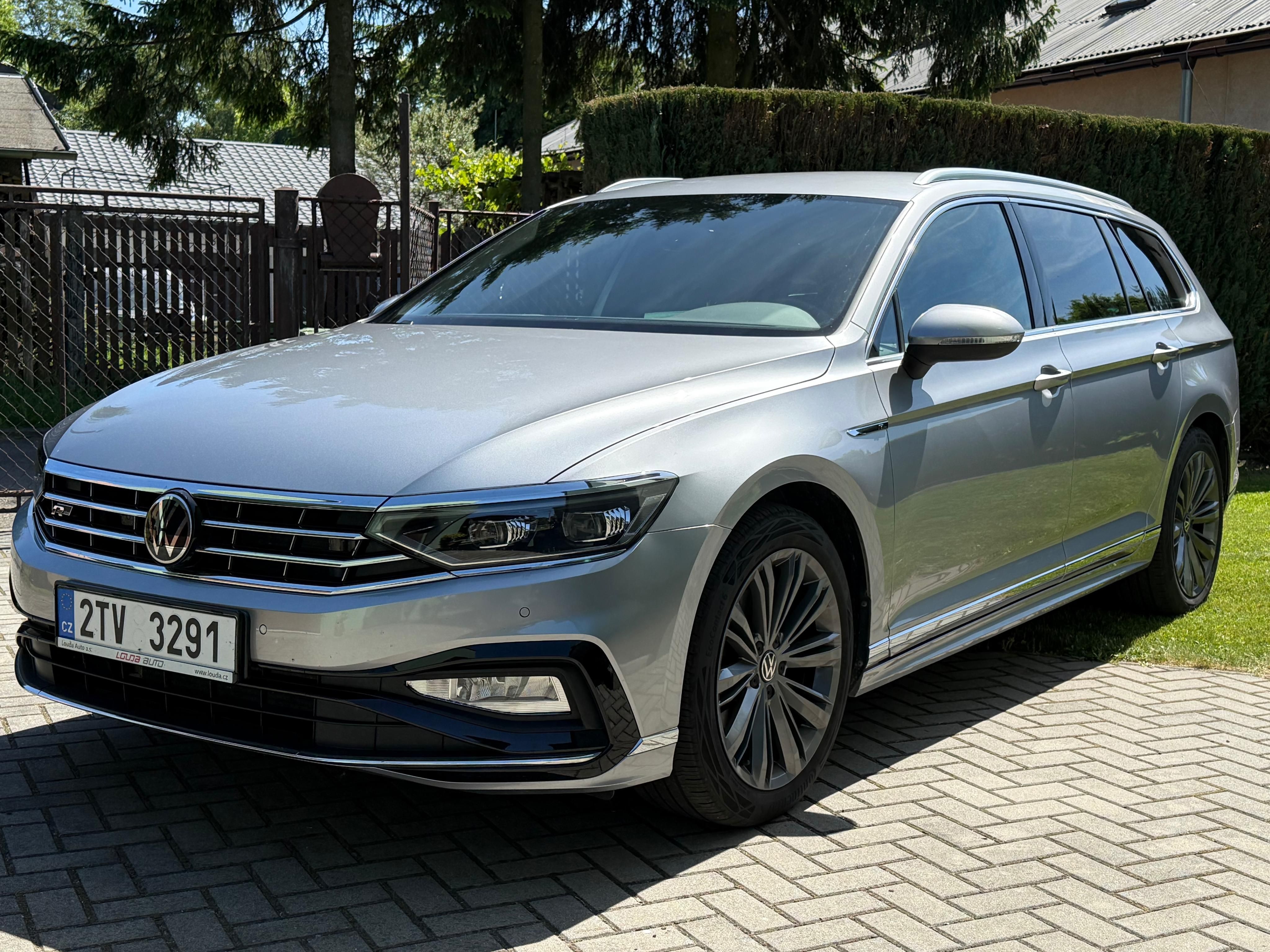 Volkswagen Passat, 2.0 tsi 140 kw R line Elegance