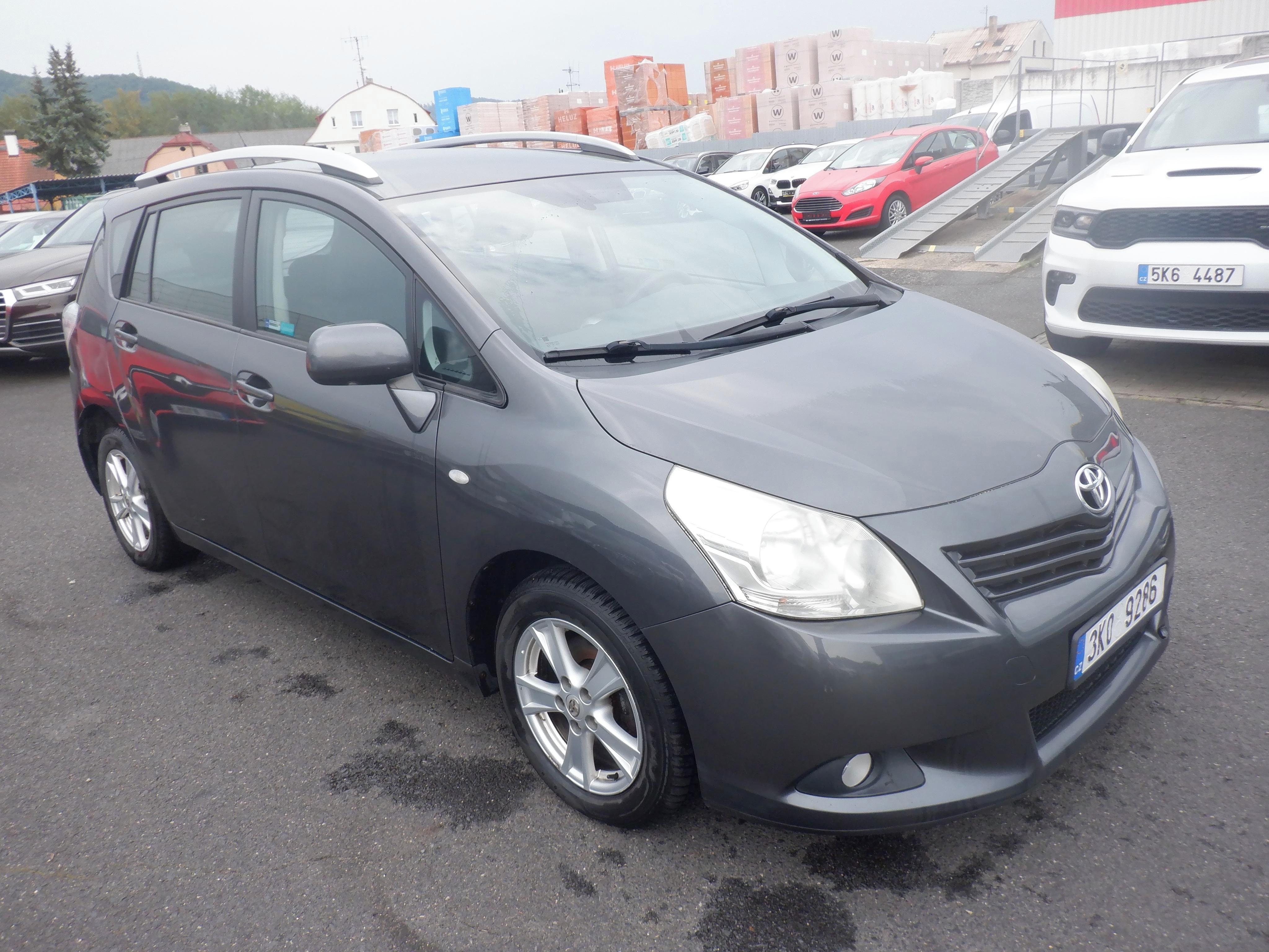 Toyota Verso, 2.0D-4D,1.majitel,ČR - fotka 3