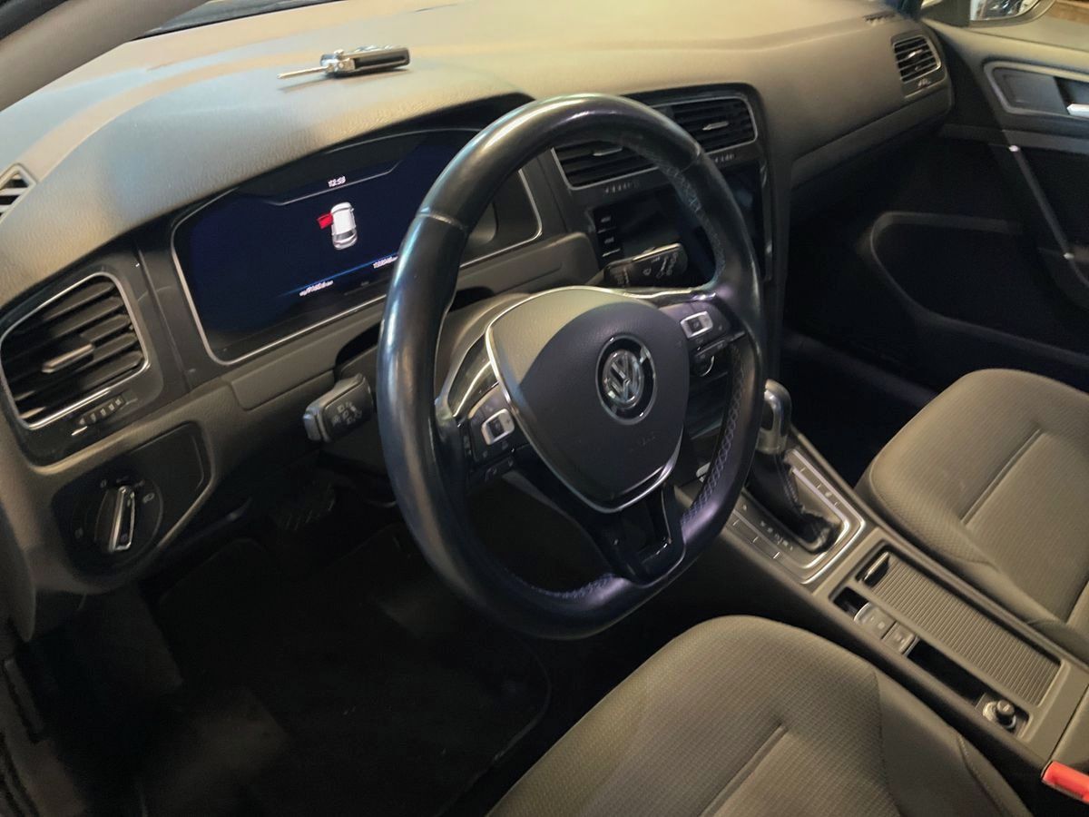 Volkswagen e-Golf, 100KW VIRTUALvyhř.SED.MFvolant - fotka 4