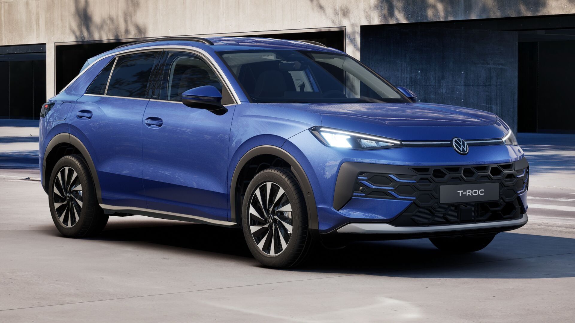 Volkswagen T-Roc, T-Roc People 1,5 eTSI 85 kW