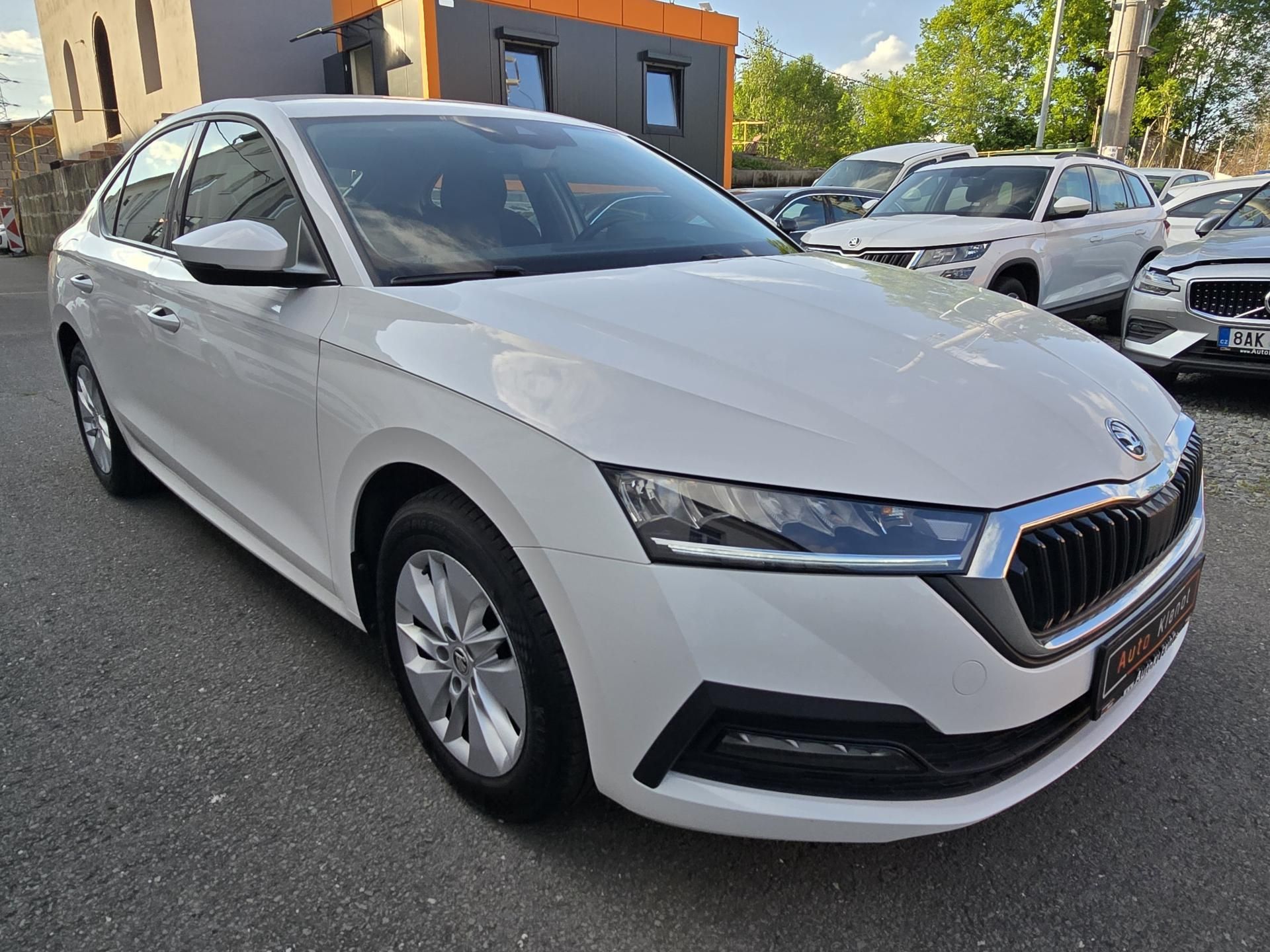 Škoda Octavia, 2,0TDI 85kW 1.Maj. ČR LED NAVI - fotka 2