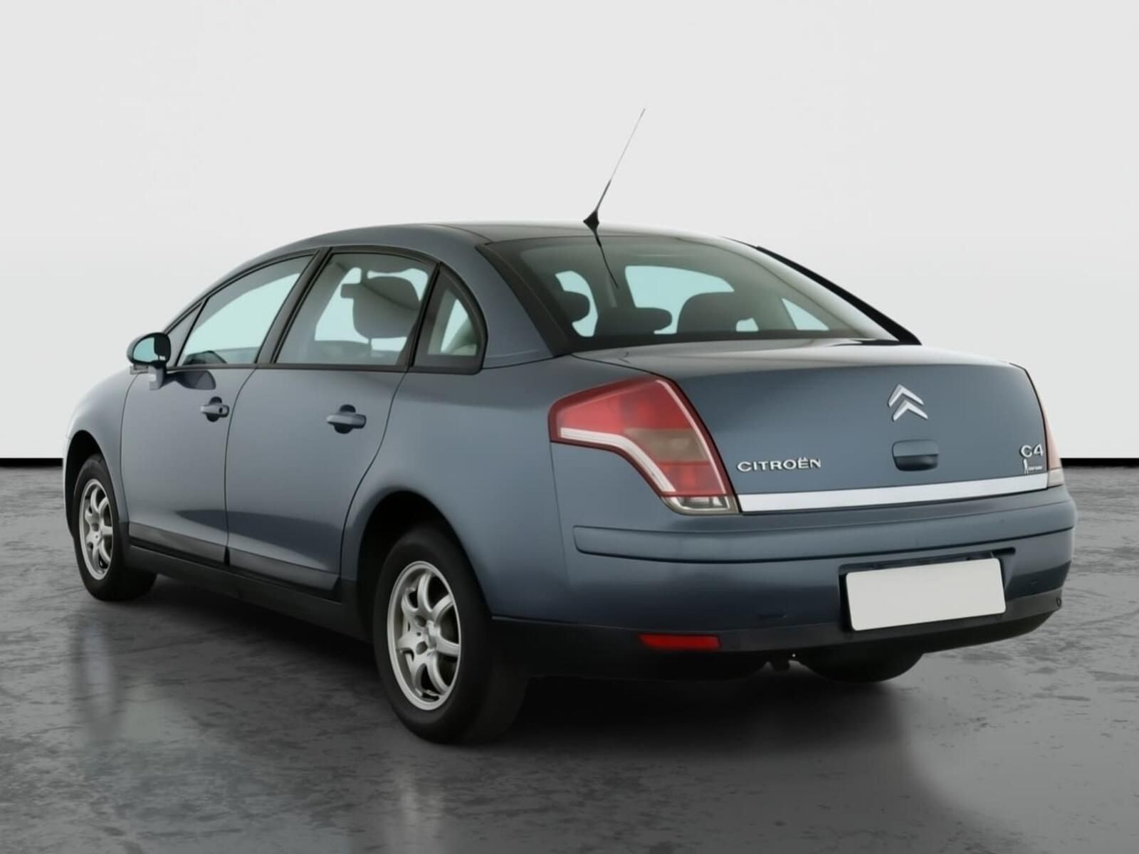Citroën C4, 1.6 16V, Klima - fotka 4