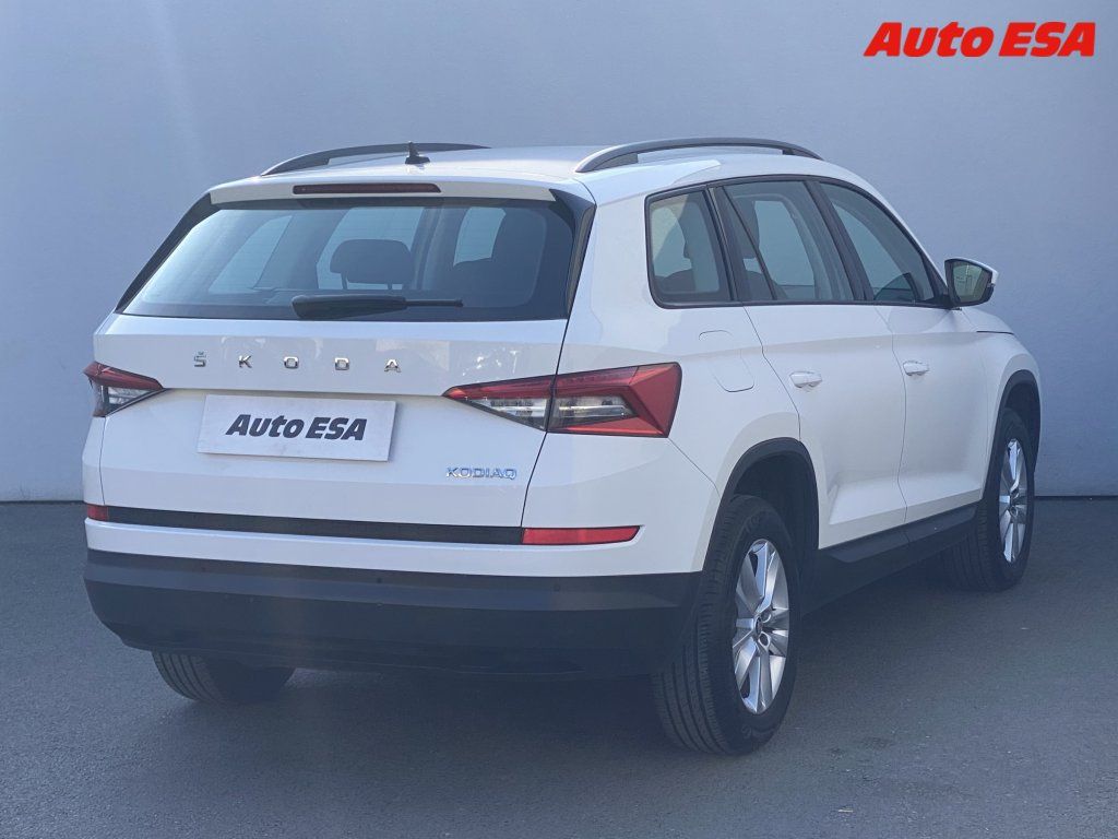 Škoda Kodiaq, 2.0 TDi,DSG,park.asistent - fotka 4
