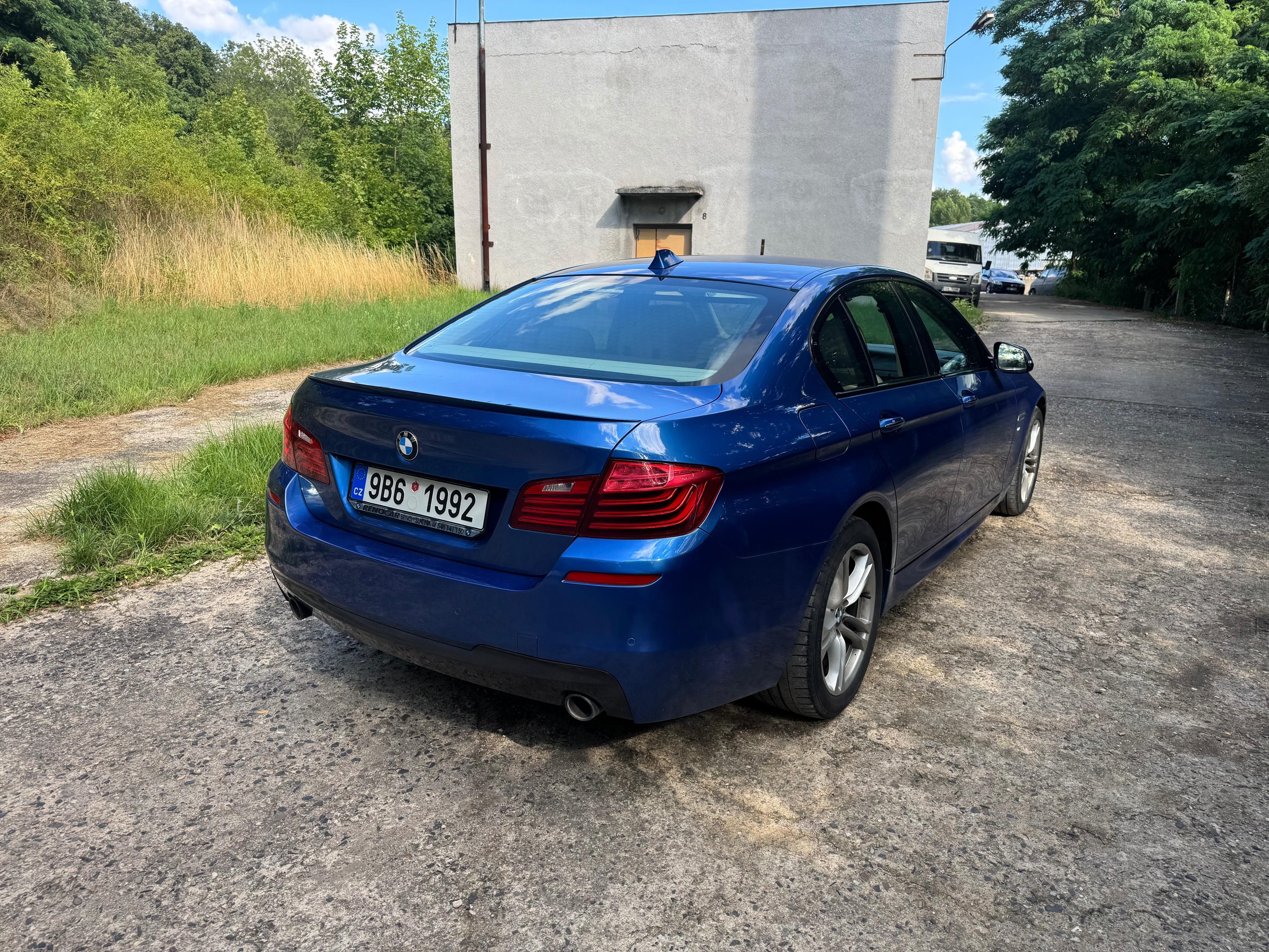 BMW Řada 5, 535d xDrive, M-paket - fotka 6