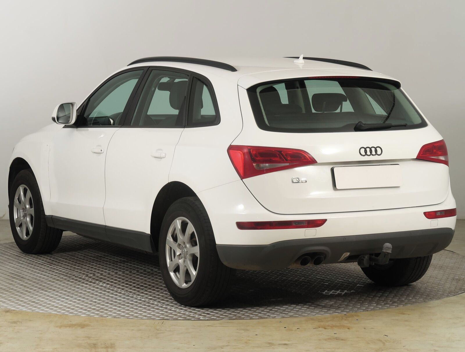 Audi Q5, 2.0 TDI, 4X4, Automat - fotka 4