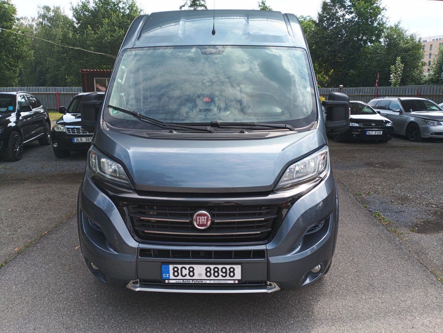Fiat Ducato, 8 MÍST