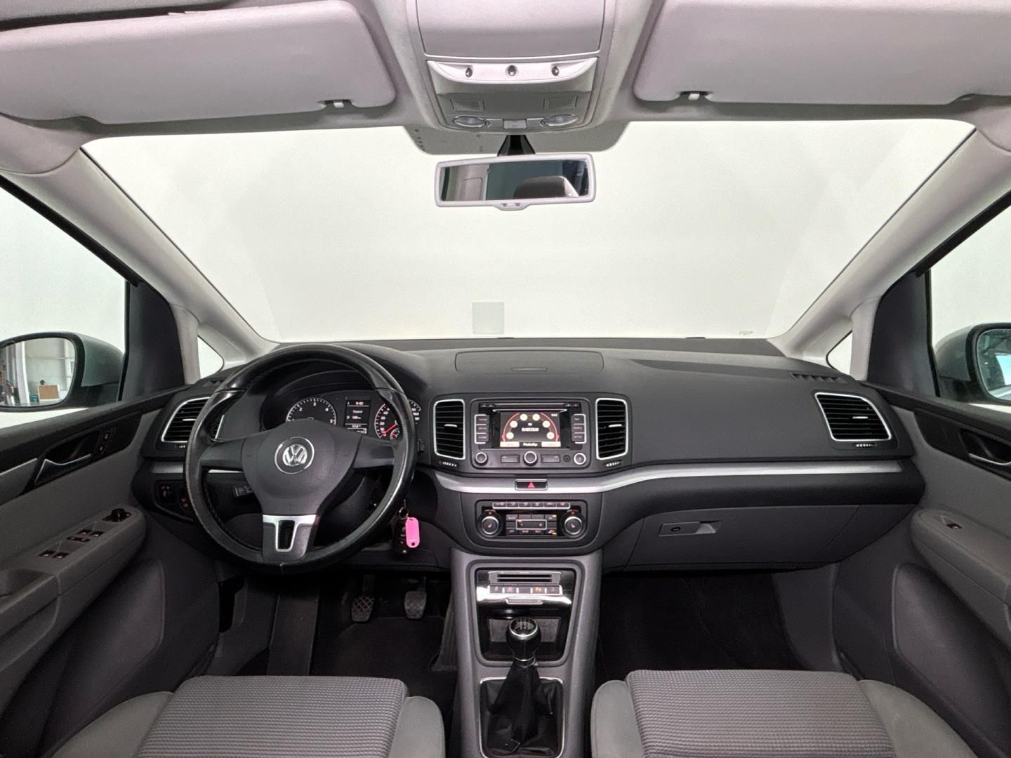 Volkswagen Sharan, 2.0 TDI / 103 kW 7míst - fotka 5
