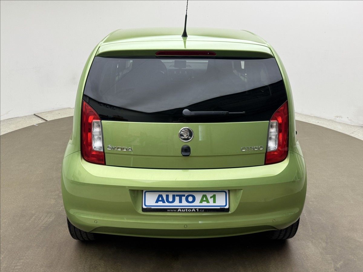 Škoda Citigo, 1,0 AUTOMAT NAV SENZORY VÝHŘEV - fotka 5