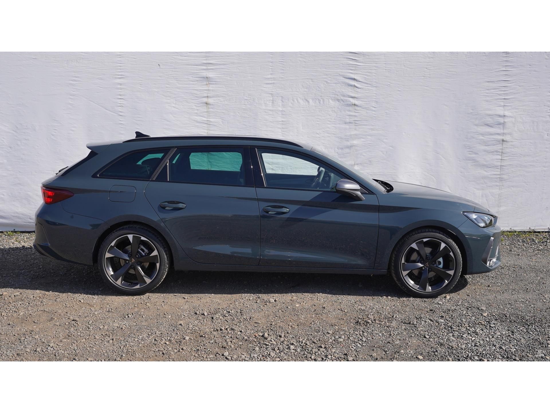 Cupra Leon, 1.5 TSI / 110 kW SP - fotka 5