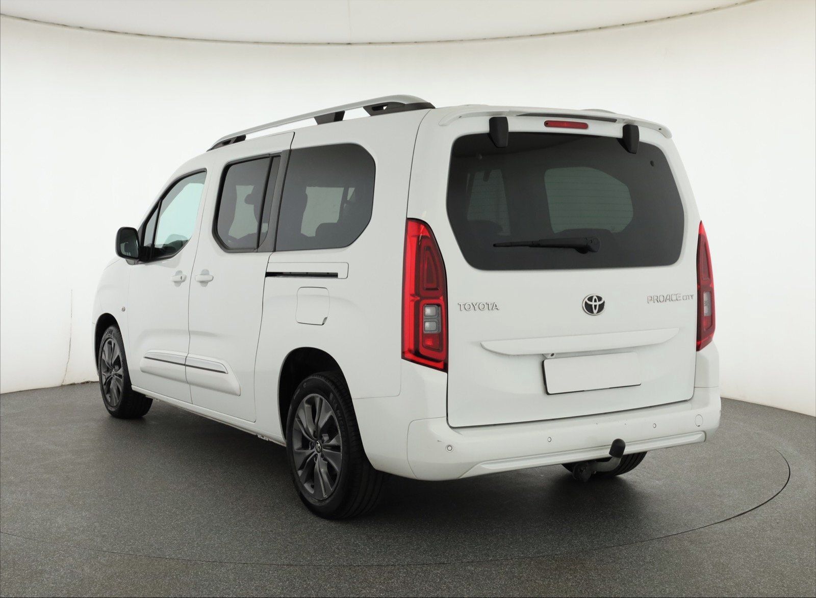 Toyota Proace City Verso, Maxi 1.5 D-4D, 5Míst, Klima - fotka 4