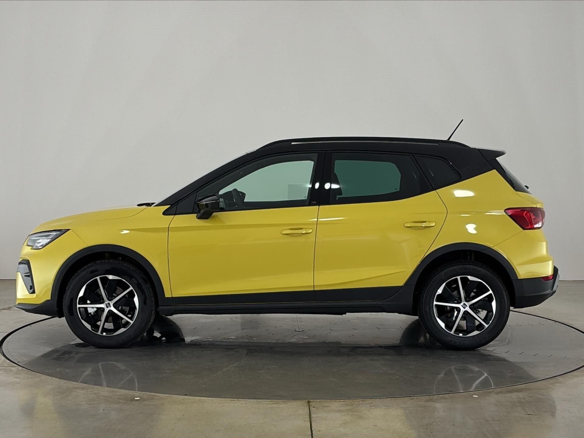 Seat Arona, 1.5 TSI / 110 kW - fotka 3
