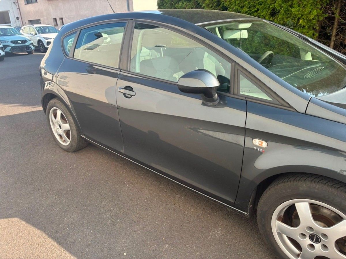 Seat Leon, 1,2 TSi 77kW - fotka 3
