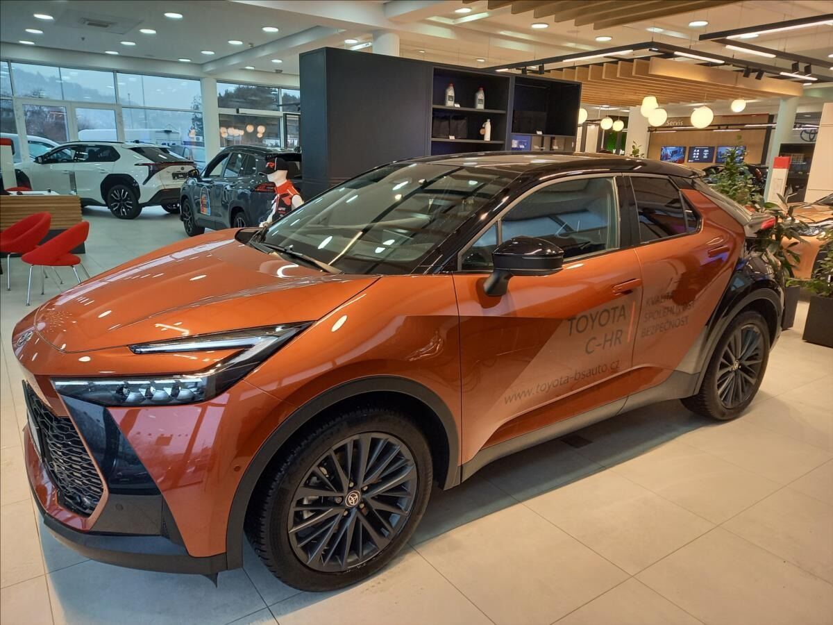 Toyota C-HR, 2,0 Tokyo Edition  PHEV - fotka 3