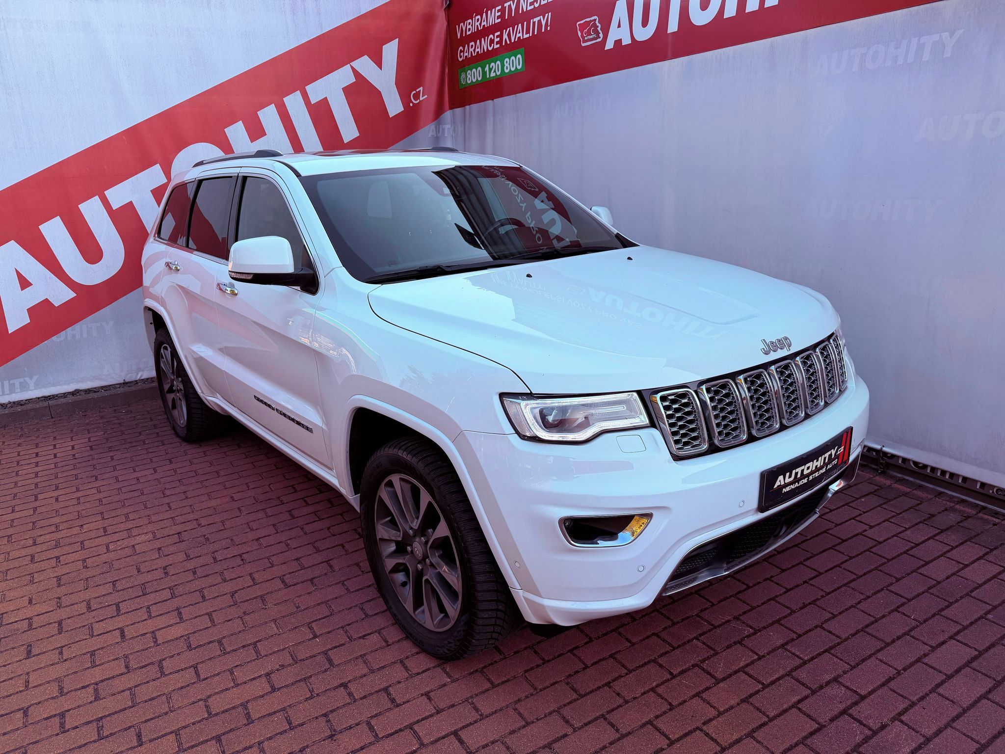 Jeep Grand Cherokee, 3.0D V6 4x4 aut., H&K, Tažné - fotka 5