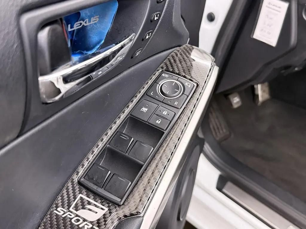 Lexus IS 300h, 2.5F SportLine 164kW Ventilace - fotka 6