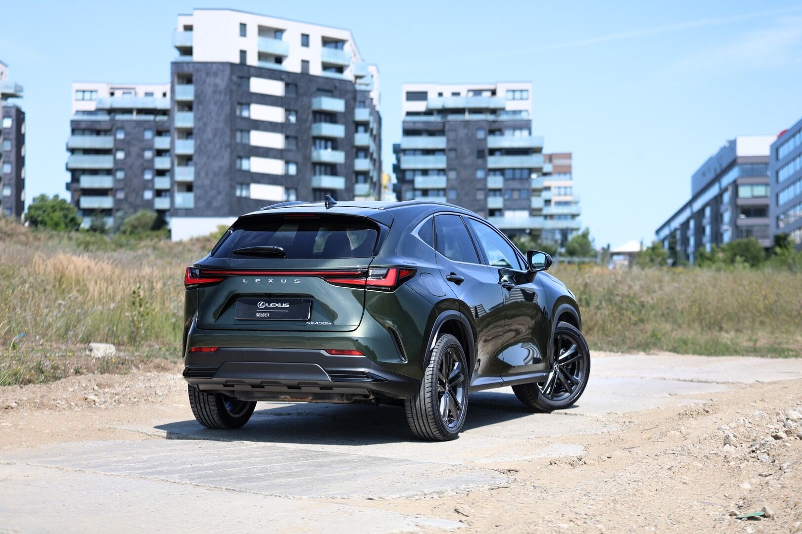 Lexus NX 450h+, 450H+ 2,5 PHEV PRESTIGE - fotka 4