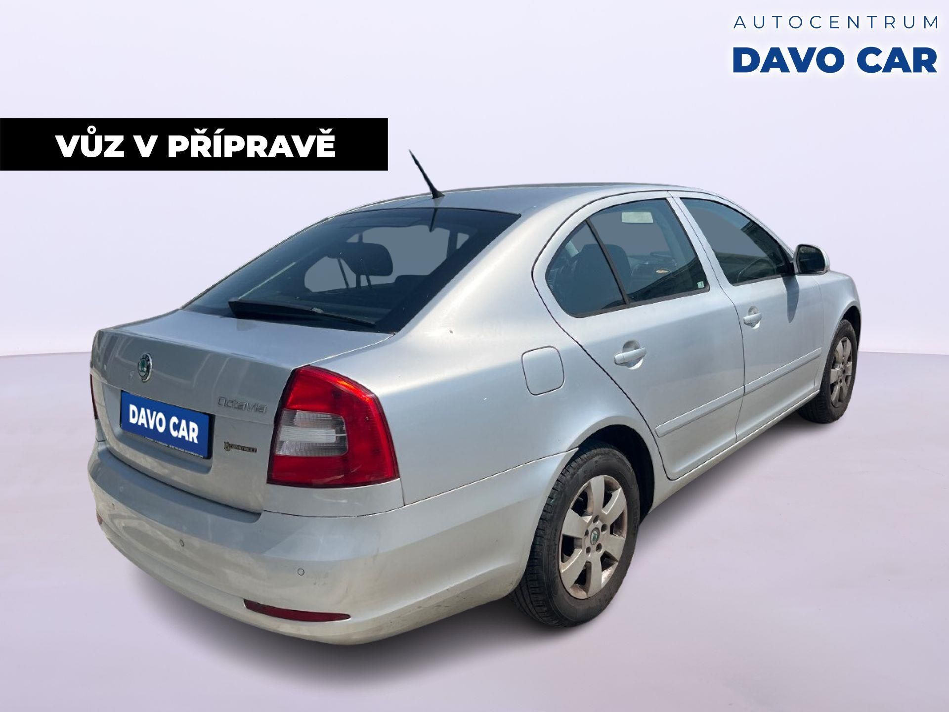 Škoda Octavia, 2,0 TDI 103kW DSG Elegance CZ - fotka 3