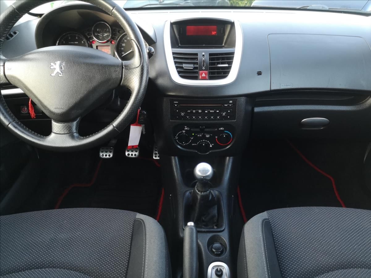 Peugeot 206, 1,4 8V Street Racing - fotka 6