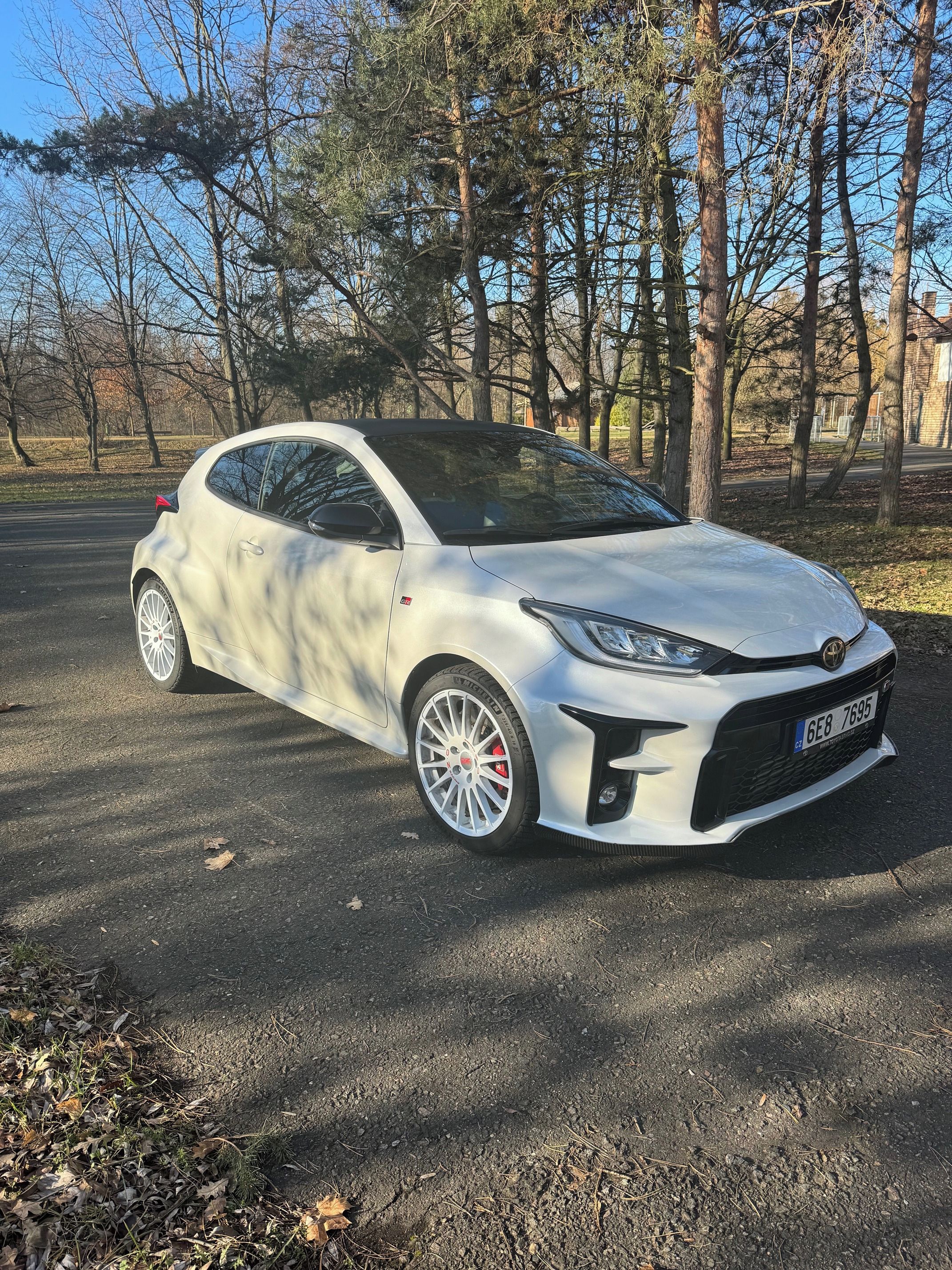 Toyota Yaris, Packet sport, PPF, bílá perleť - fotka 3