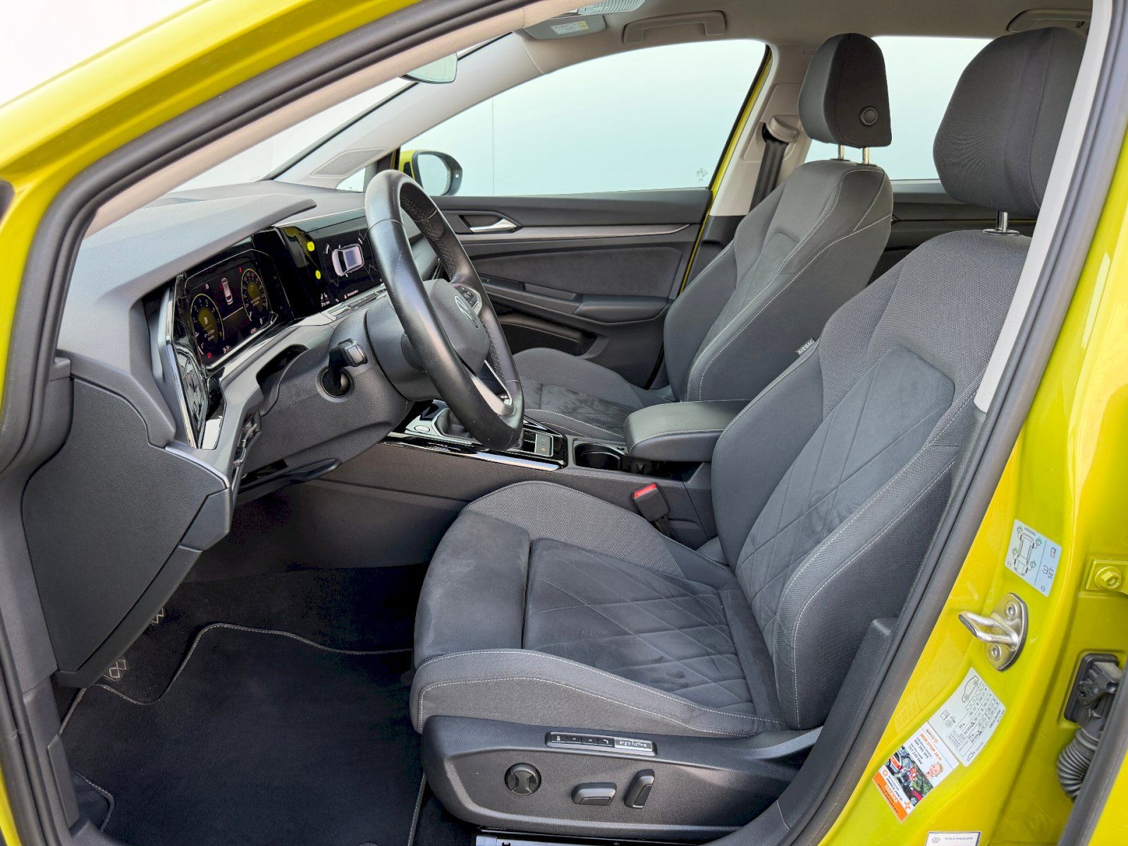 Volkswagen Golf, Variant 1.5 TSI 110kW Style - fotka 5