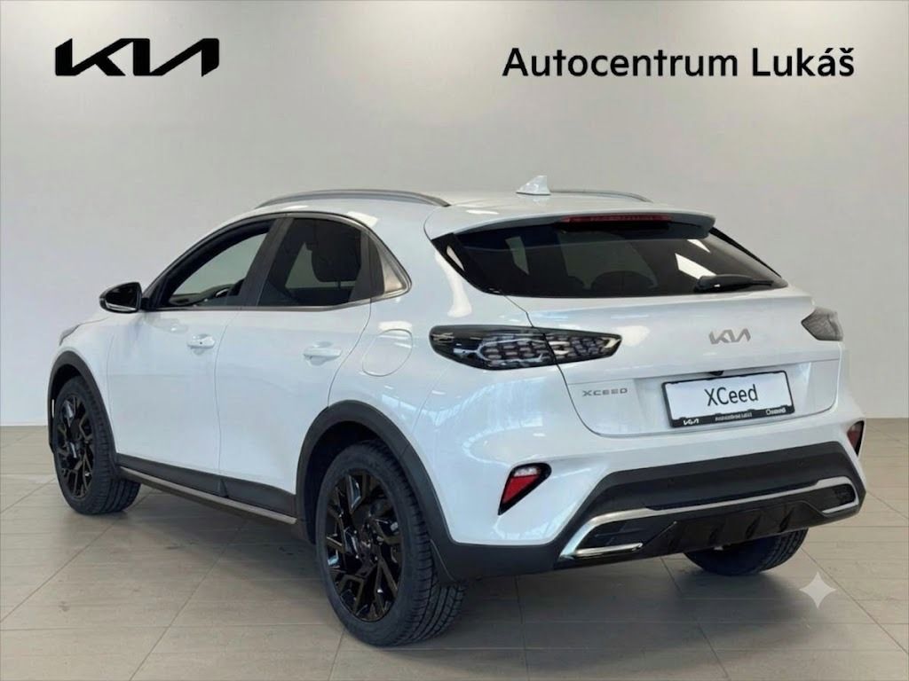 Kia XCee´d, Steel Edition,skladový vůz - fotka 4