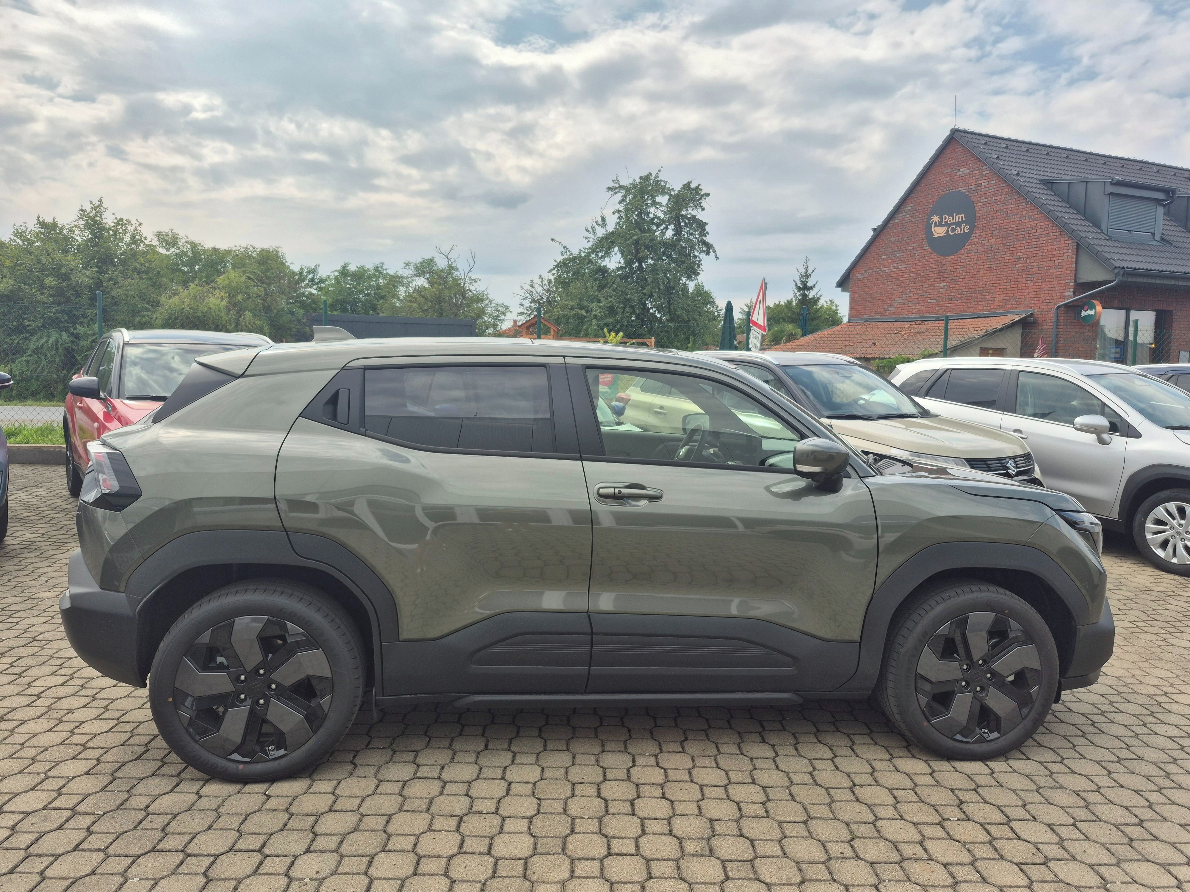 Suzuki e VITARA, Elegance 61 kW - fotka 6