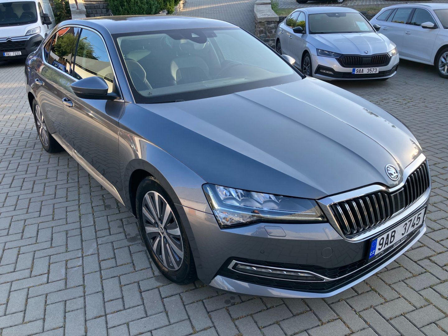 Škoda Superb, 2.0TDI 110kW DSG STYLE PLUS
