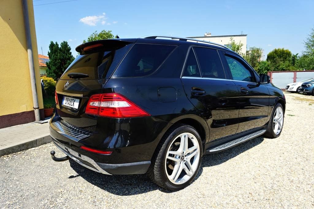 Mercedes-Benz Třídy M, 350 4 MATIC 3,0 CDI 190 kW - fotka 5
