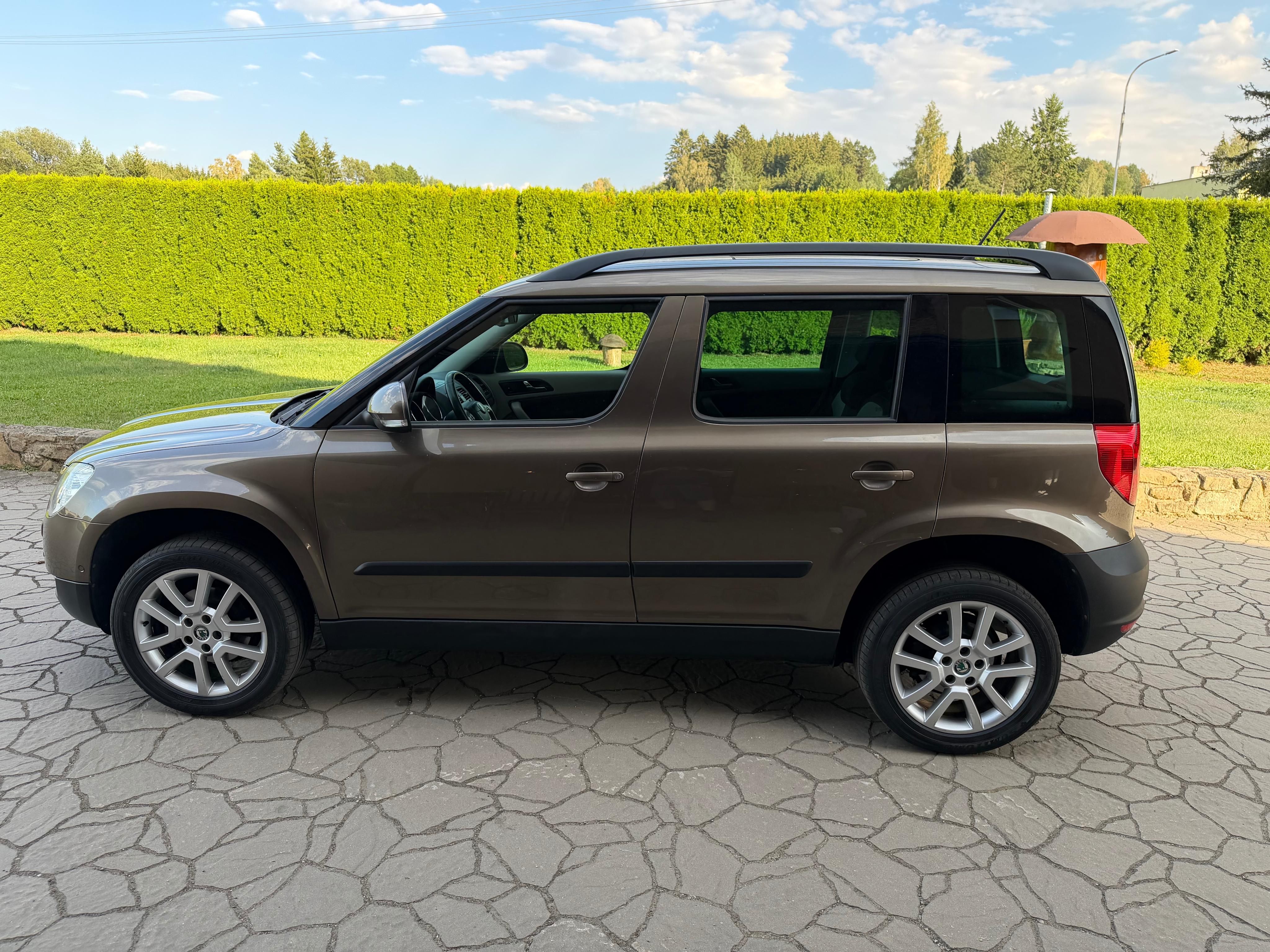 Škoda Yeti, 2.0 TDI 103kw DSG 4x4 - fotka 5