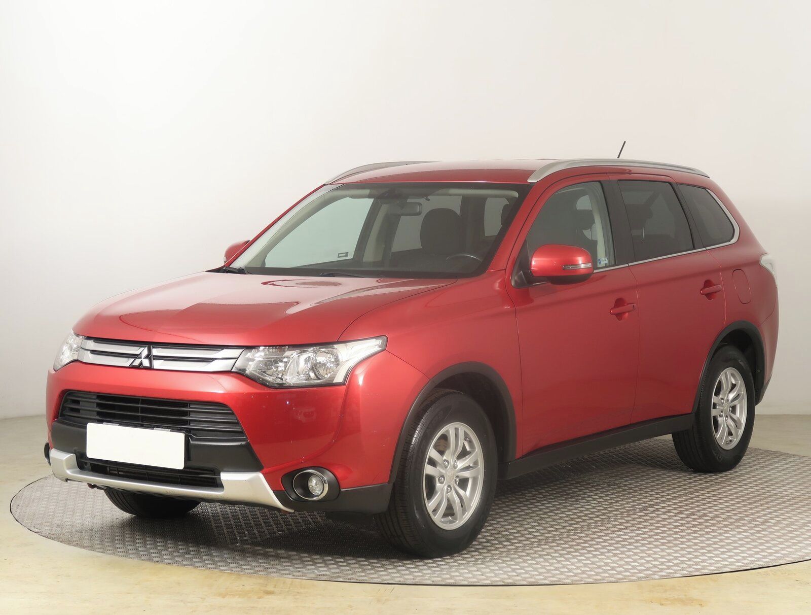 Mitsubishi Outlander, 2.2 DI-D, 4X4, Navi - fotka 2