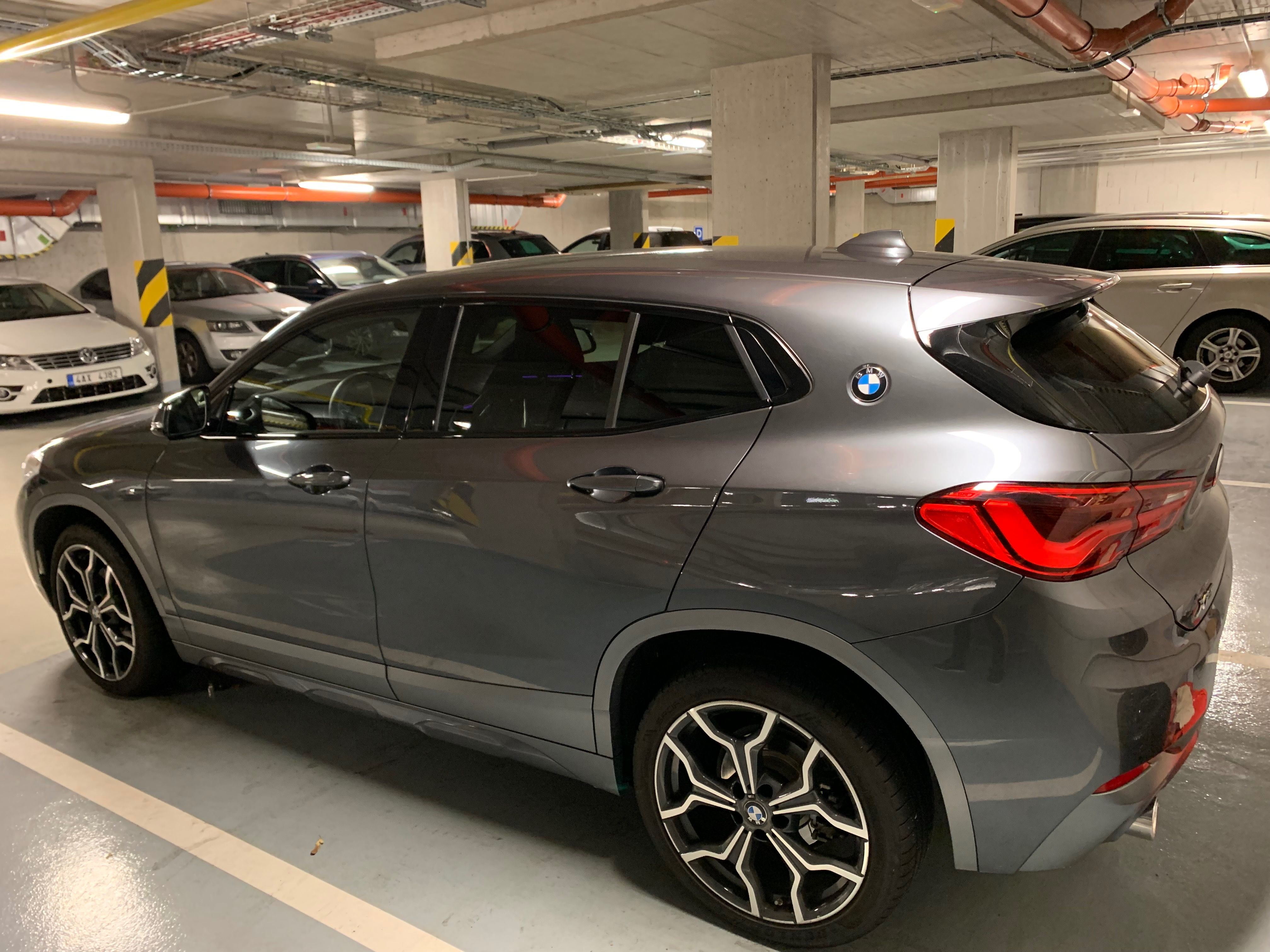 BMW X2, BMW X2 sDrive18d M Sport X - fotka 4
