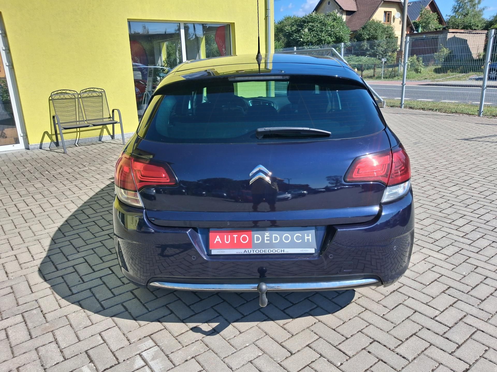Citroën C4, 1,6HDi NAVI 2xKOLA MAX VÝBAVA - fotka 6