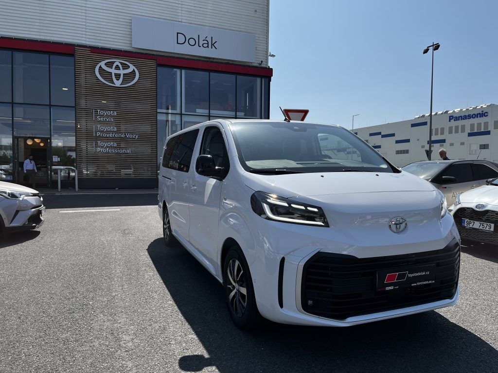 Toyota Proace Verso, 2.0D 140k 6MT Business Comfort