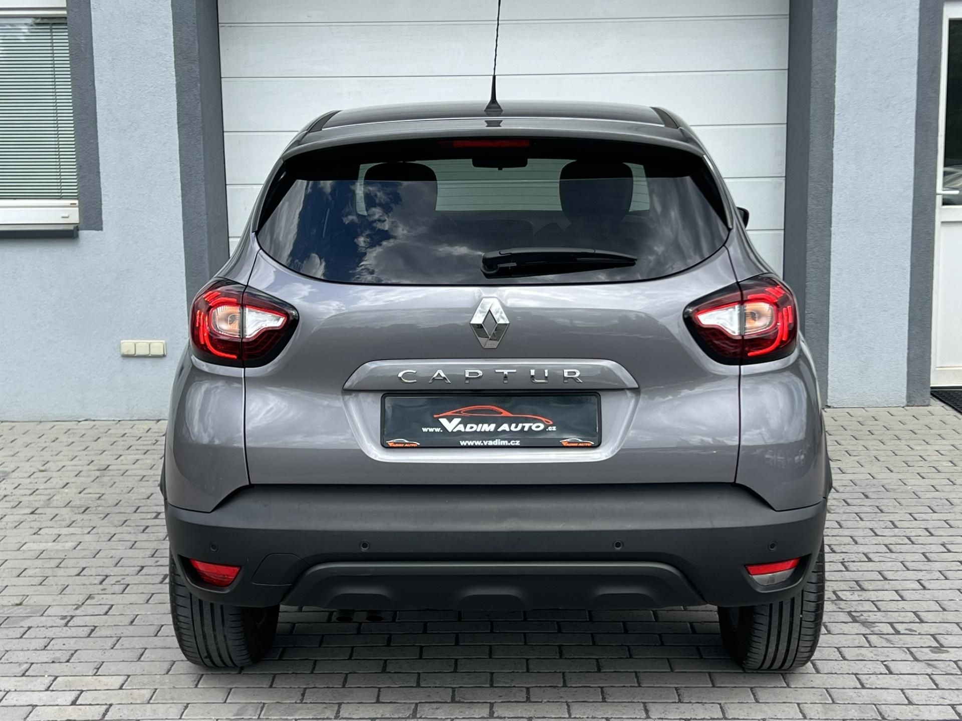Renault Captur, 1.3TCe 96kW LIMITED - fotka 6