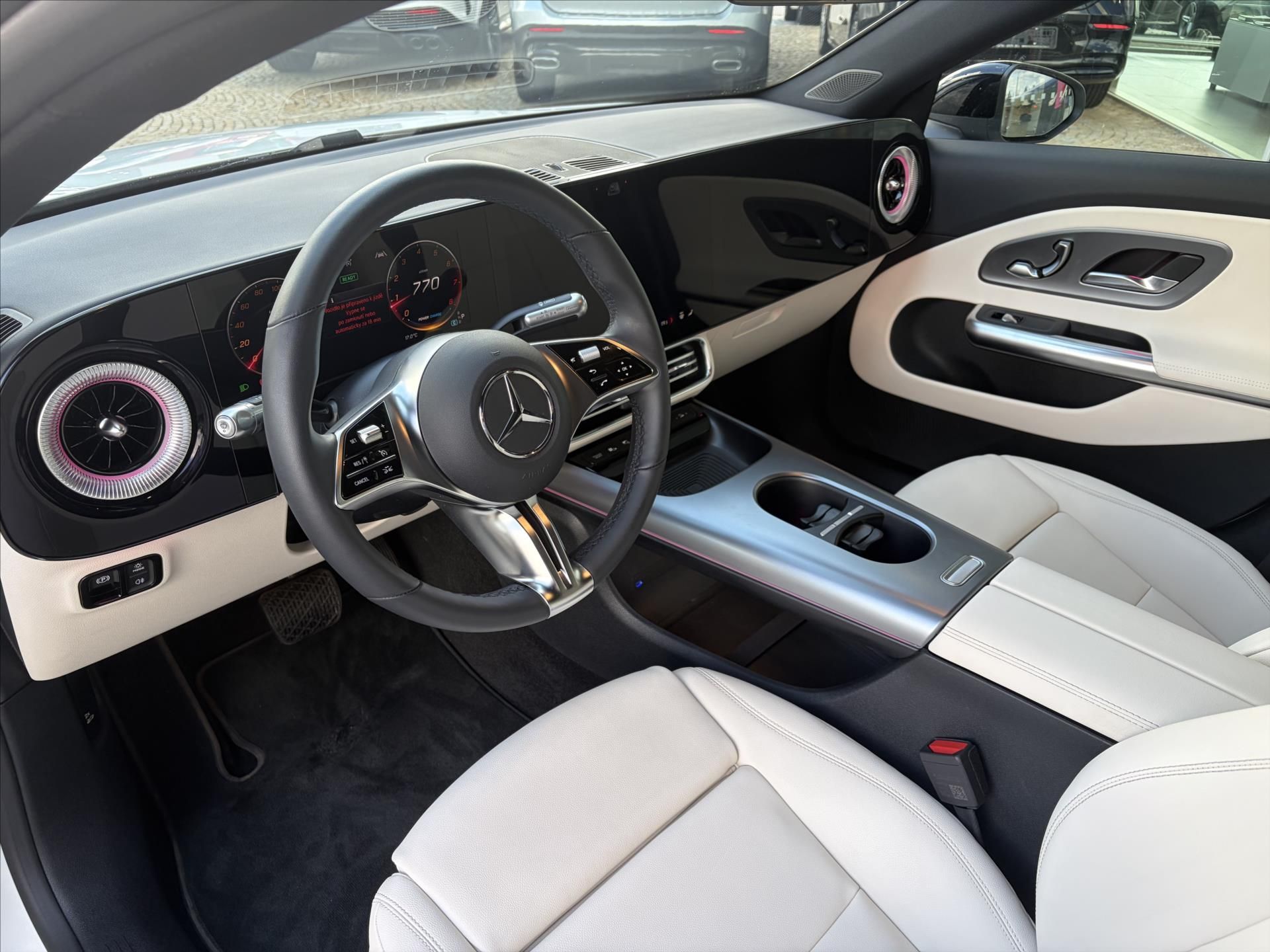 Mercedes-Benz CLA, CLA 200 Progressive Premium - fotka 5