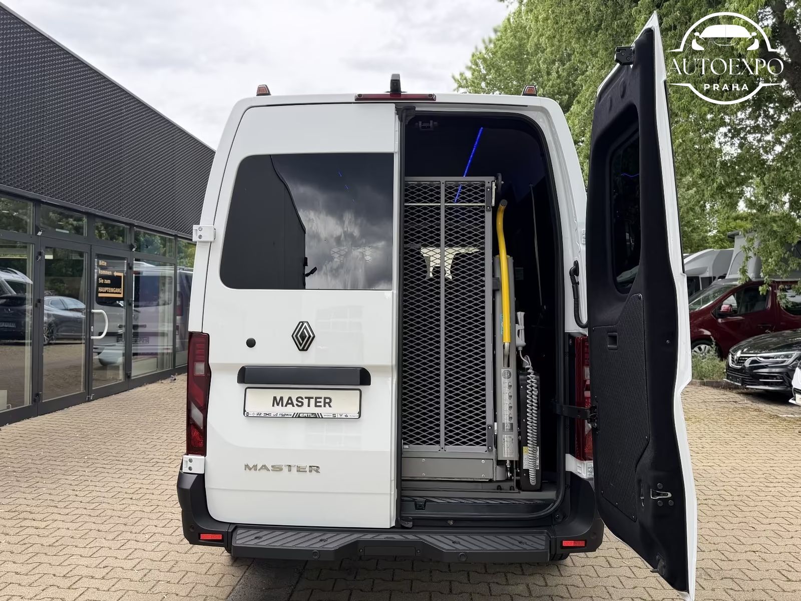 Renault Master, BUS 9 míst*3,3t dCi*rampa* - fotka 5
