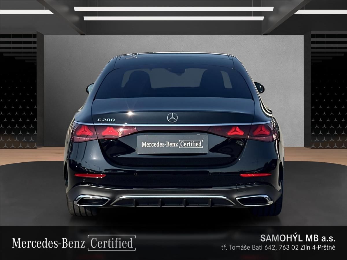 Mercedes-Benz Třídy E, 2,0 E 200 AMG linie - fotka 4