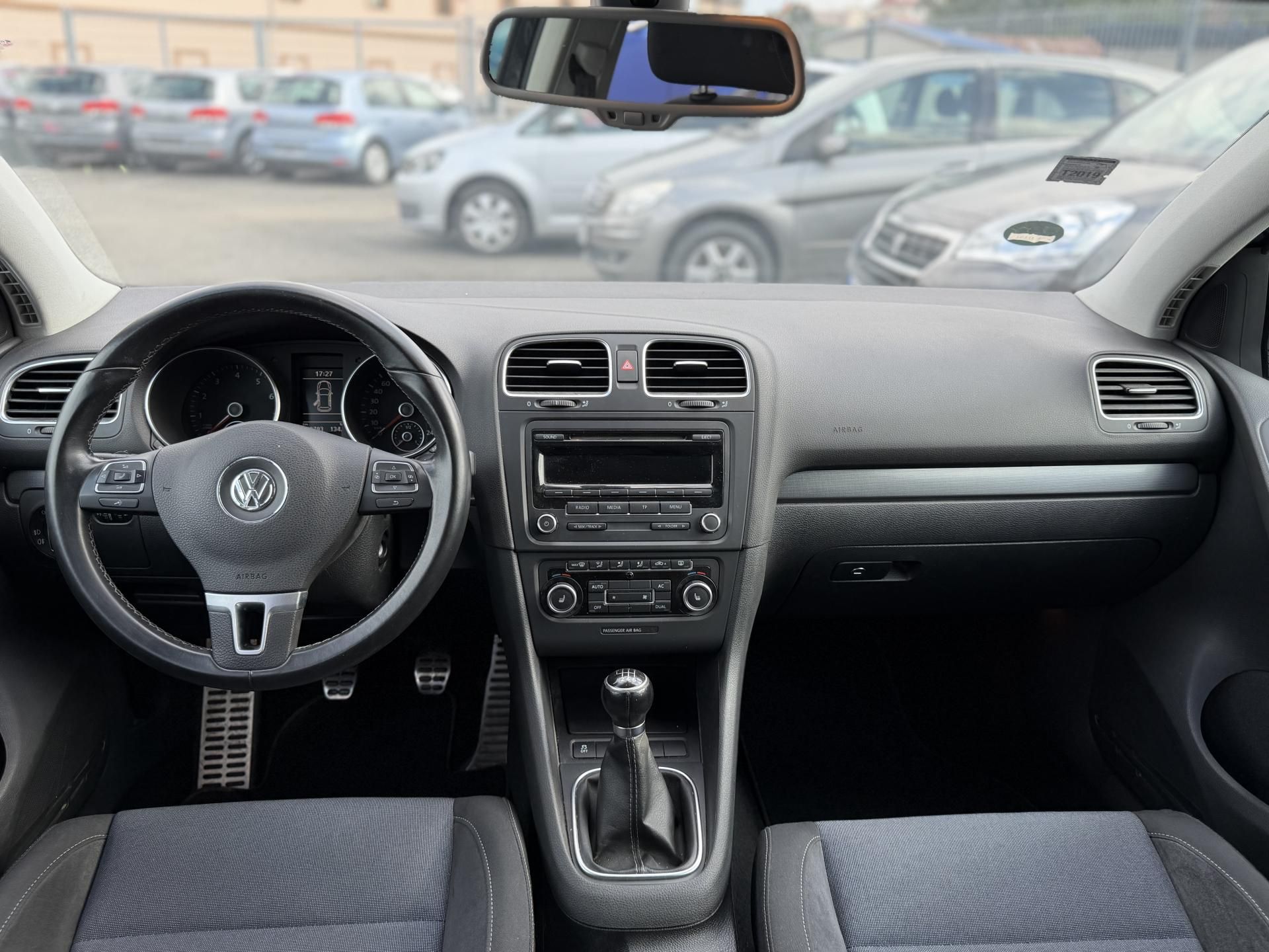 Volkswagen Golf, 1.2 tsi, 77kw - fotka 6