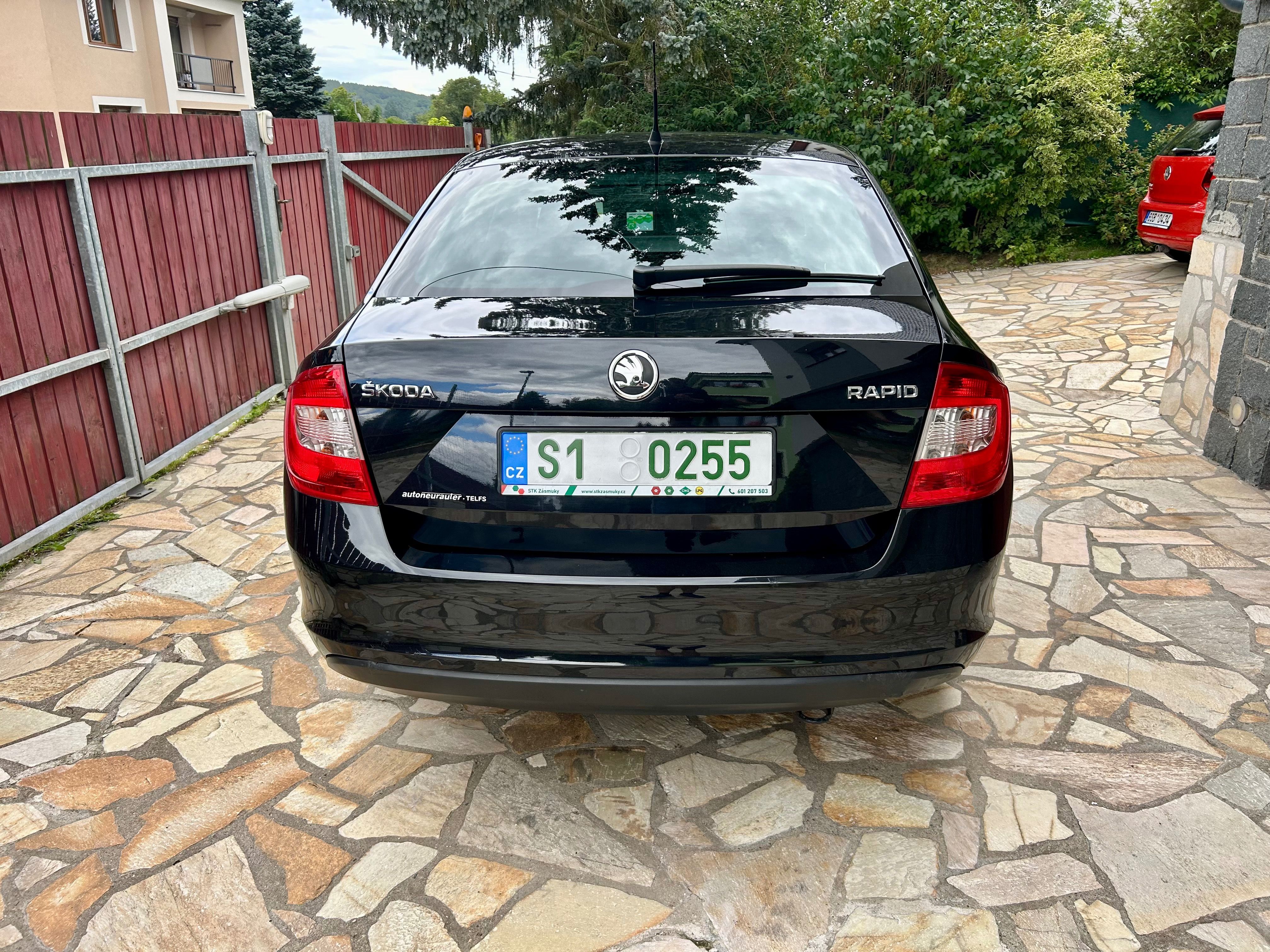 Škoda Rapid, 1.2 TSI 63KW SPORT ROZVODY - fotka 5