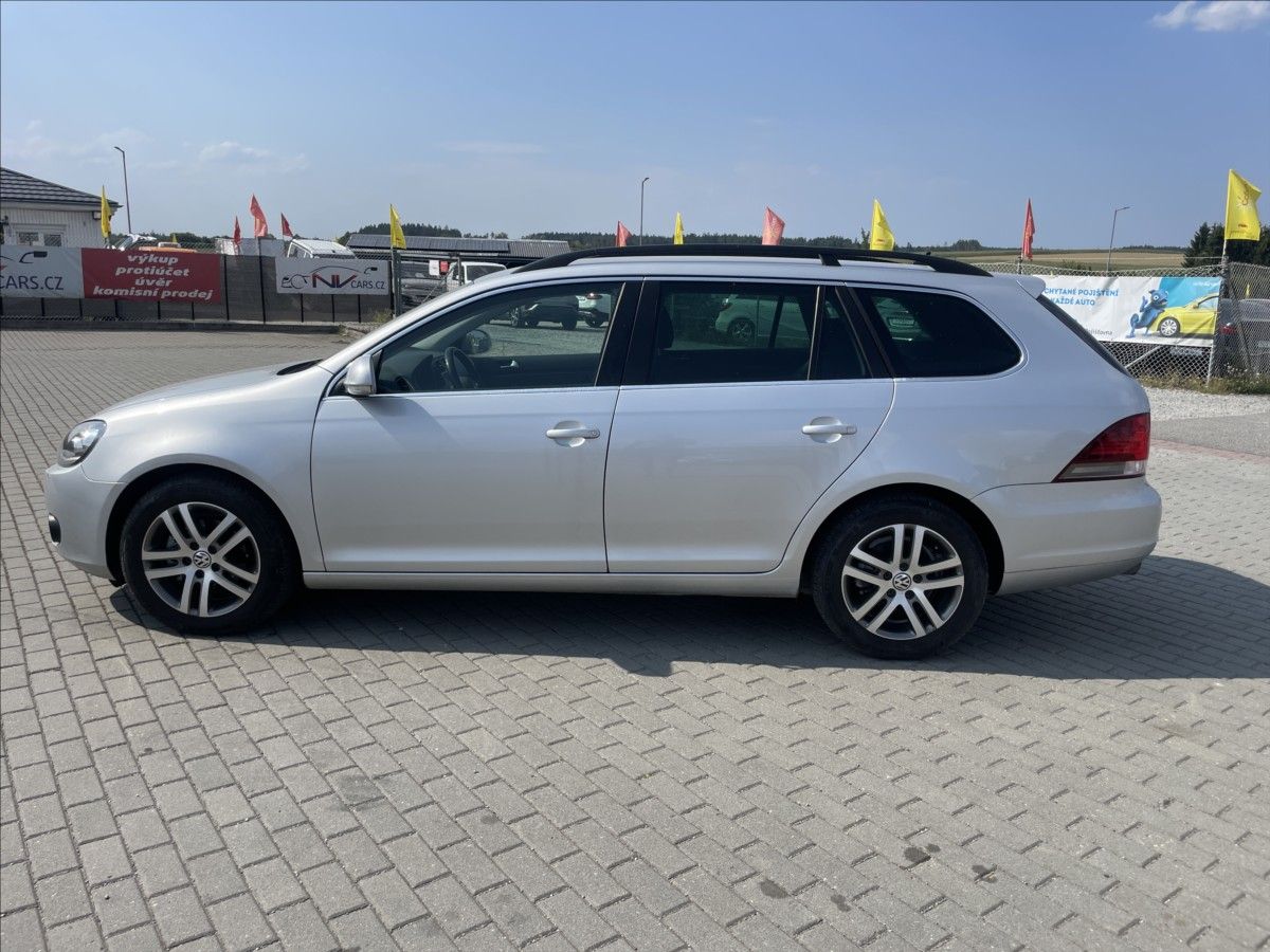 Volkswagen Golf, 1,4 TSi 90kw Variant po rozvod - fotka 2