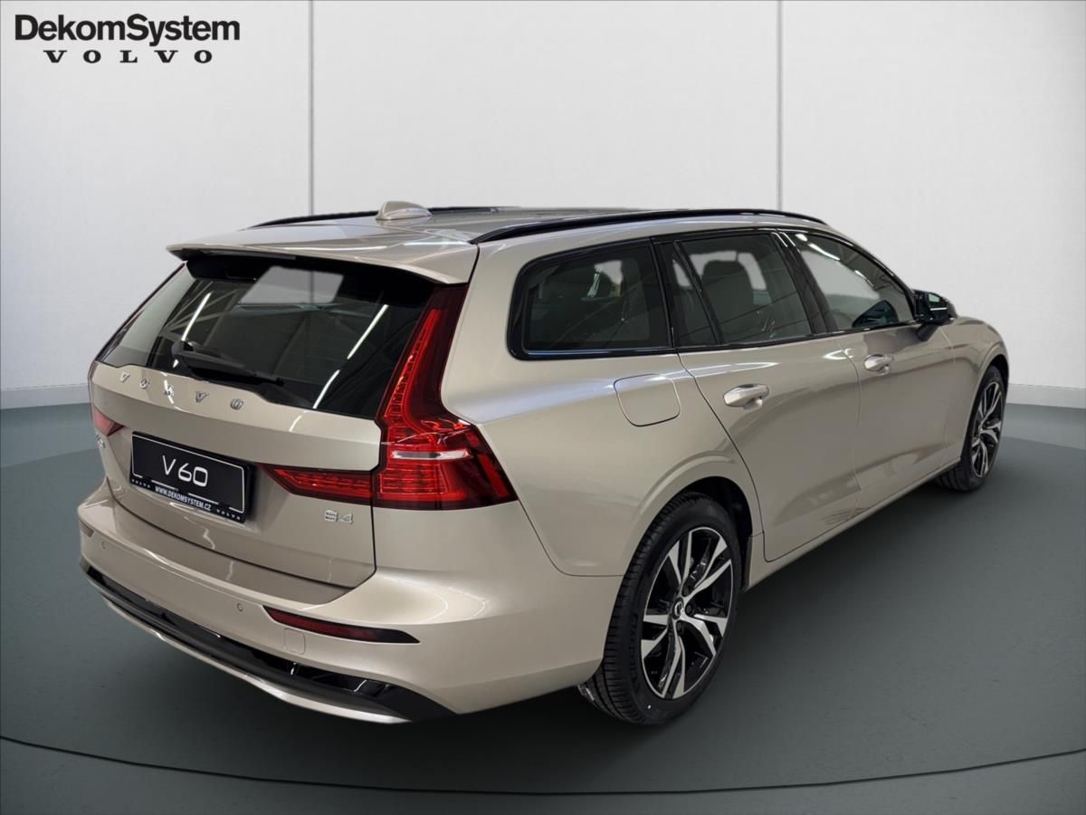 Volvo V60, 2,0 V60 B4 Plus Dark 1228 - fotka 3