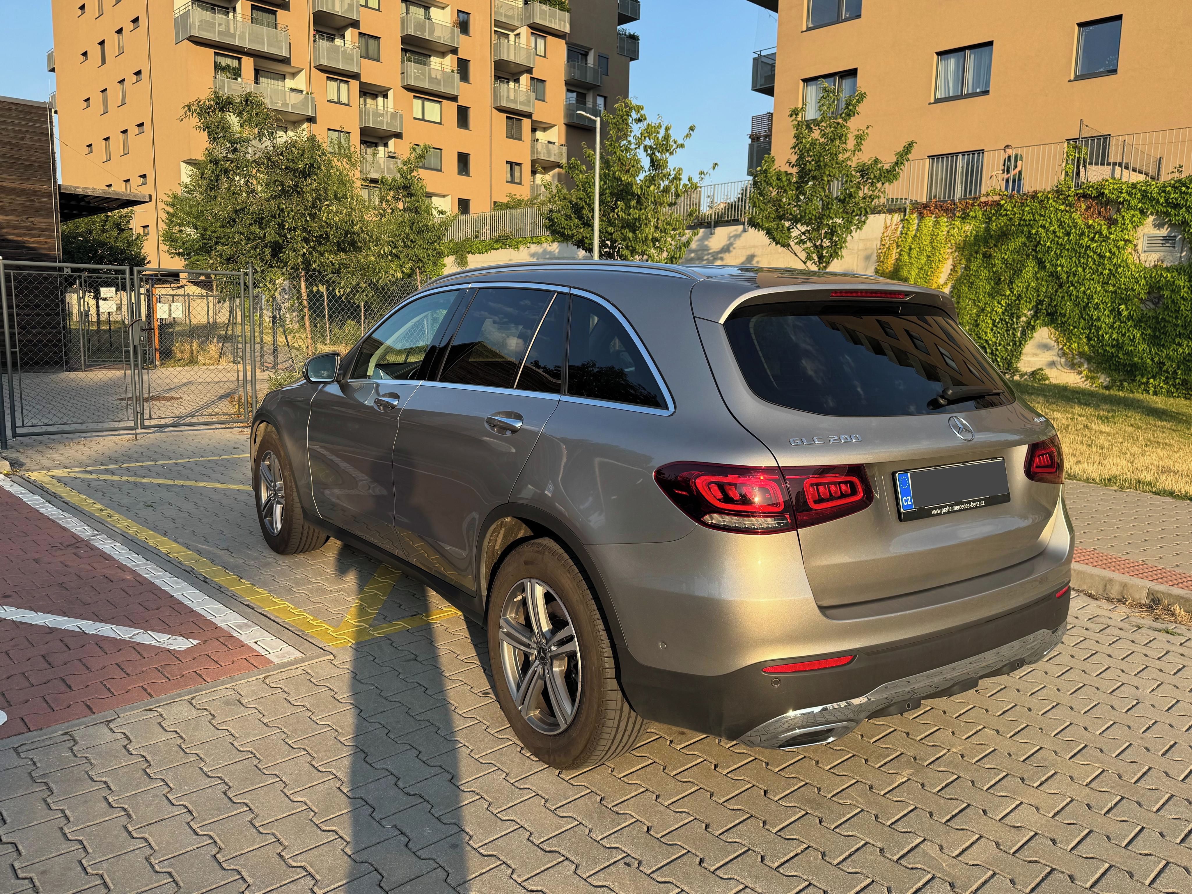 Mercedes-Benz GLC, Mercedes-Benz GLC 200 4MATIC - fotka 4