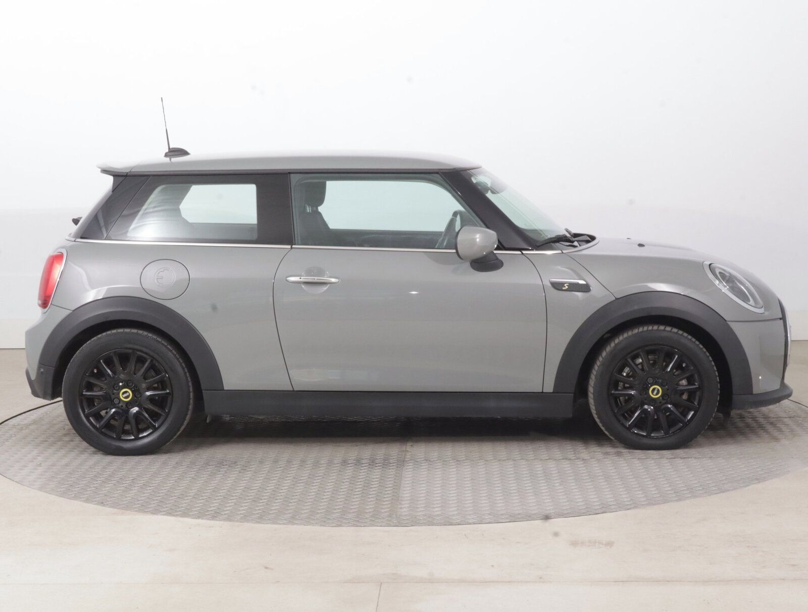 Mini, Cooper SE 32 kWh, SoH 97% - fotka 6