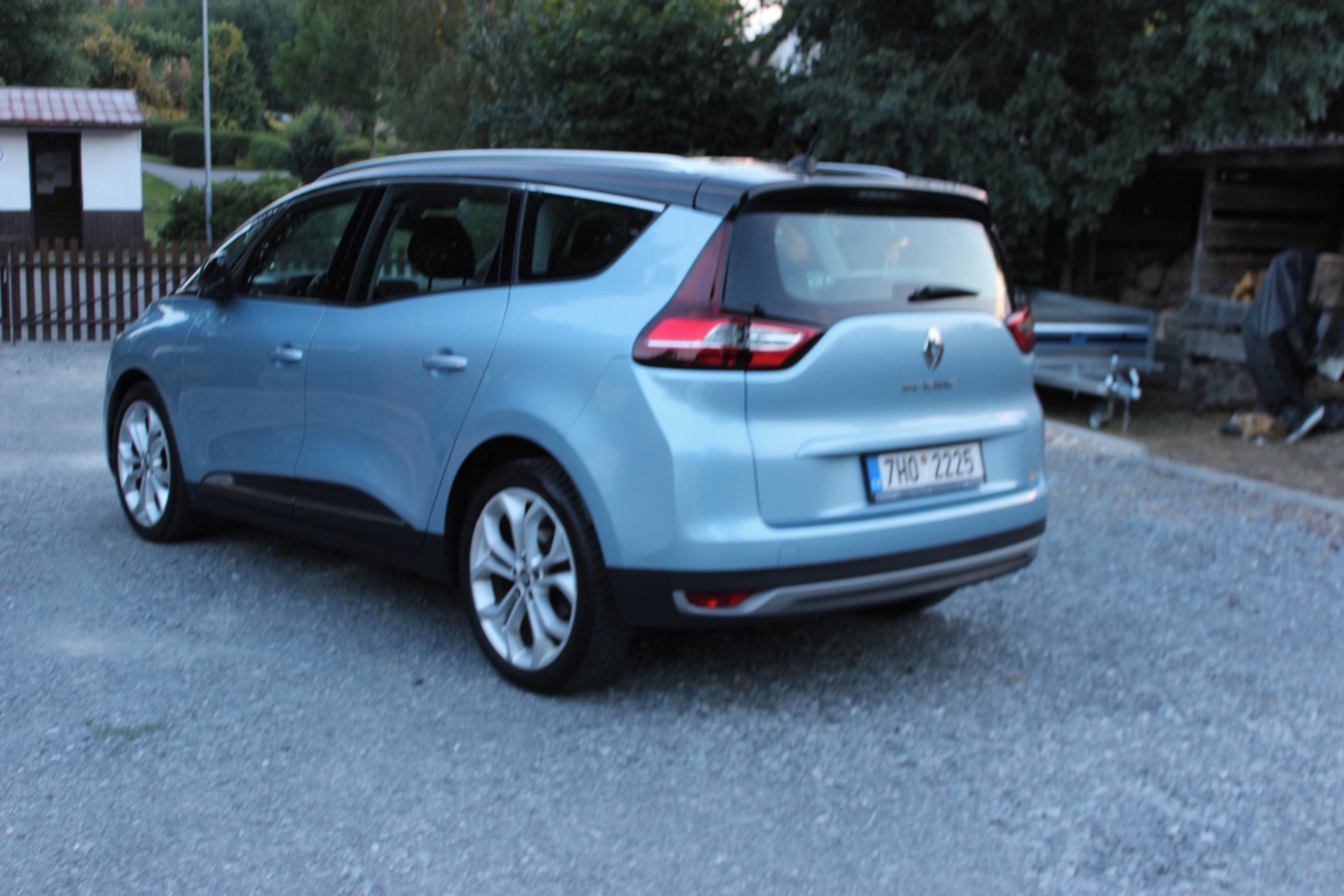 Renault Grand Scénic, 1.2TCe 1.MAJ.NAVI.KOUP.ČR !! - fotka 5