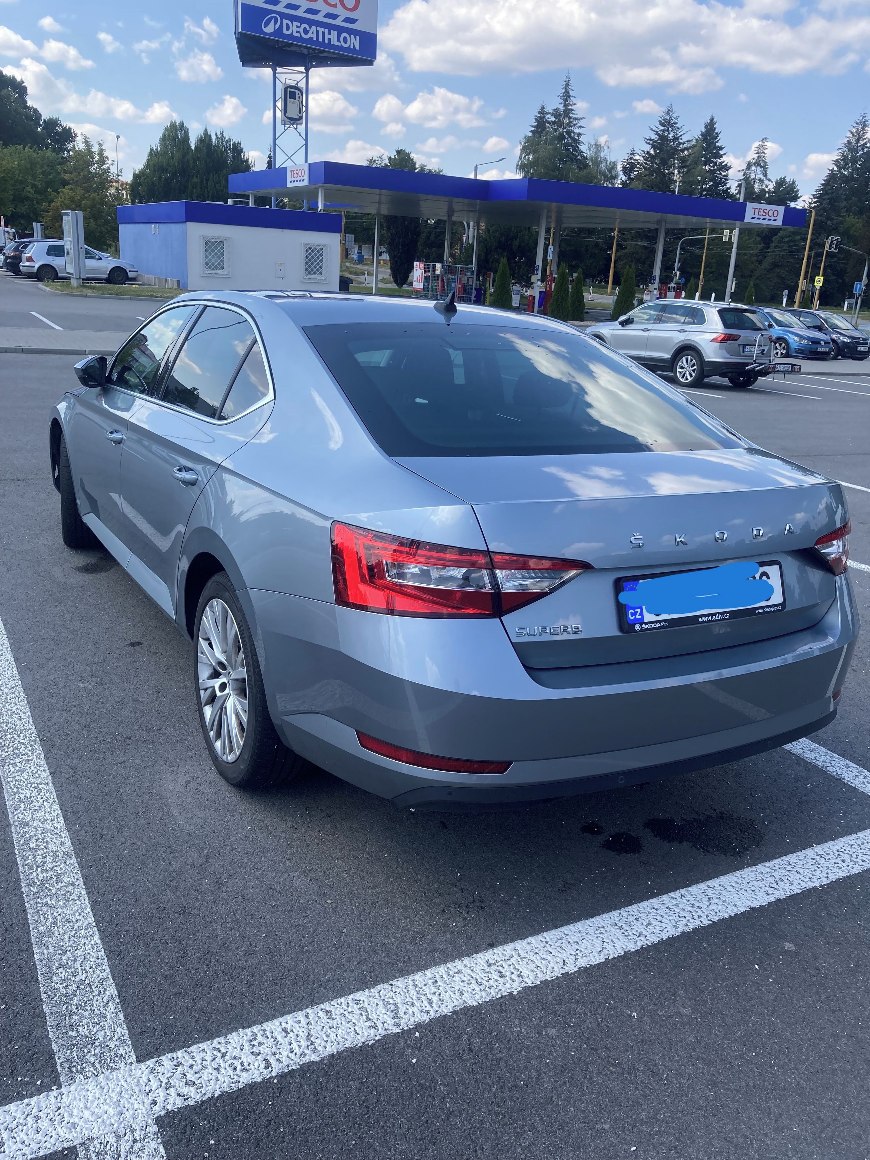 Škoda Superb, Škoda Superb 2.0 TDI 110 KW