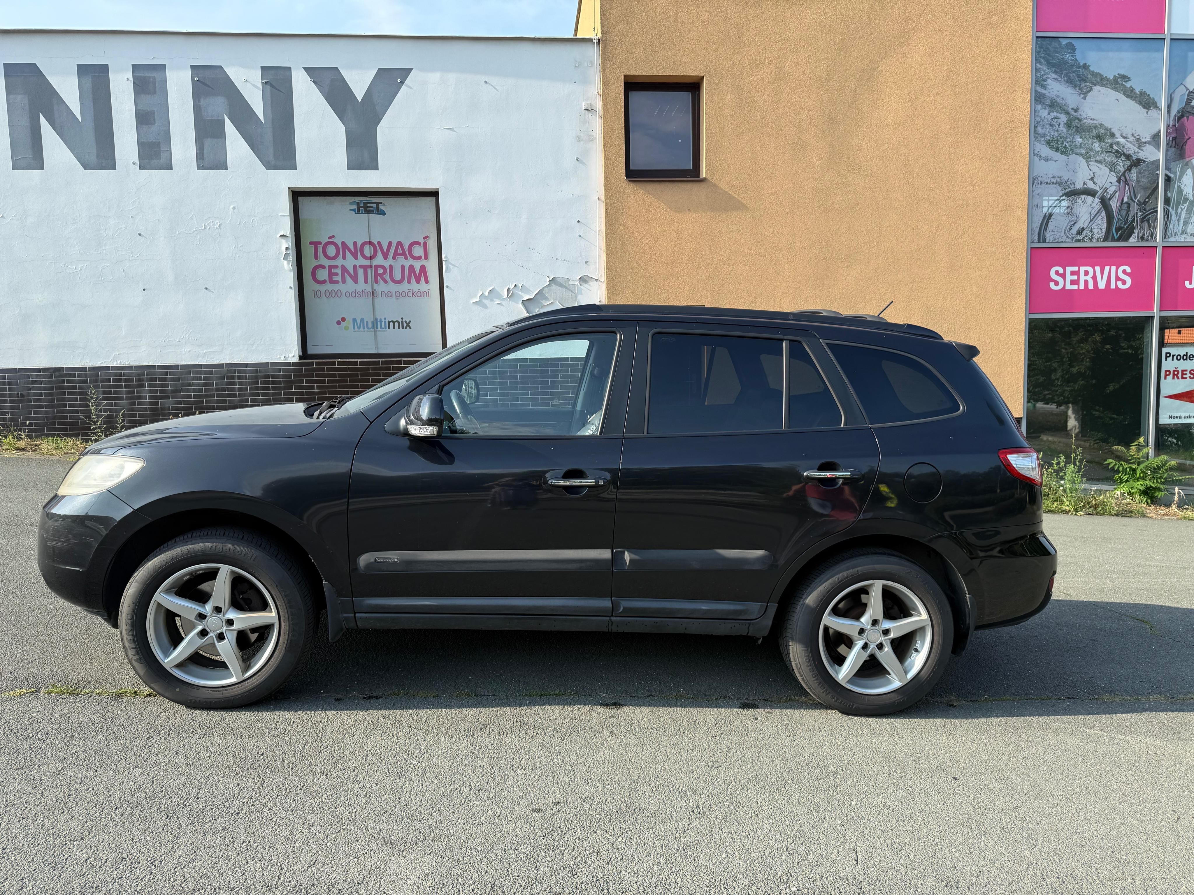 Hyundai Santa Fe, 2,2 CRDI, 7 místne, 114kW - fotka 6