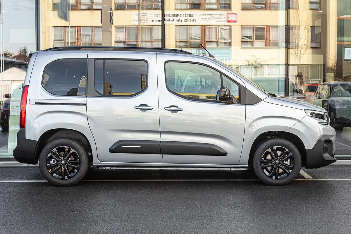 Citroën Berlingo, 1,5 MAX Diesel + ZIMA+hands fr - fotka 5