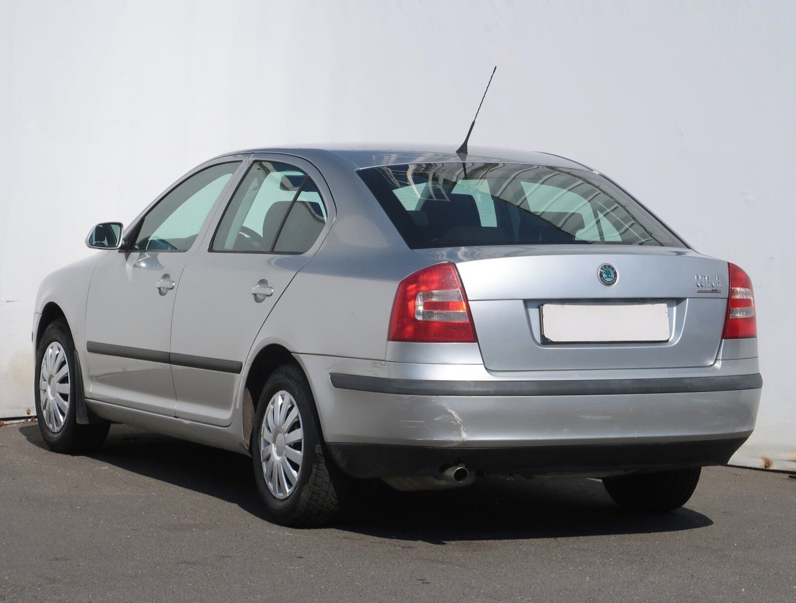 Škoda Octavia, 1.6, Ambiente, Klima - fotka 4